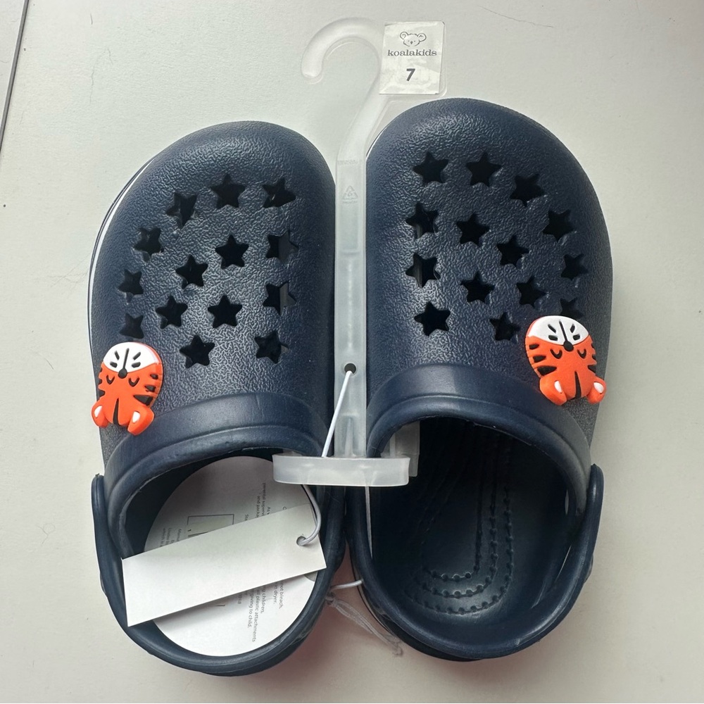 NWT Koala Kids Navy Star Sandals with Orange Tiger Accents Toddler Size 7
